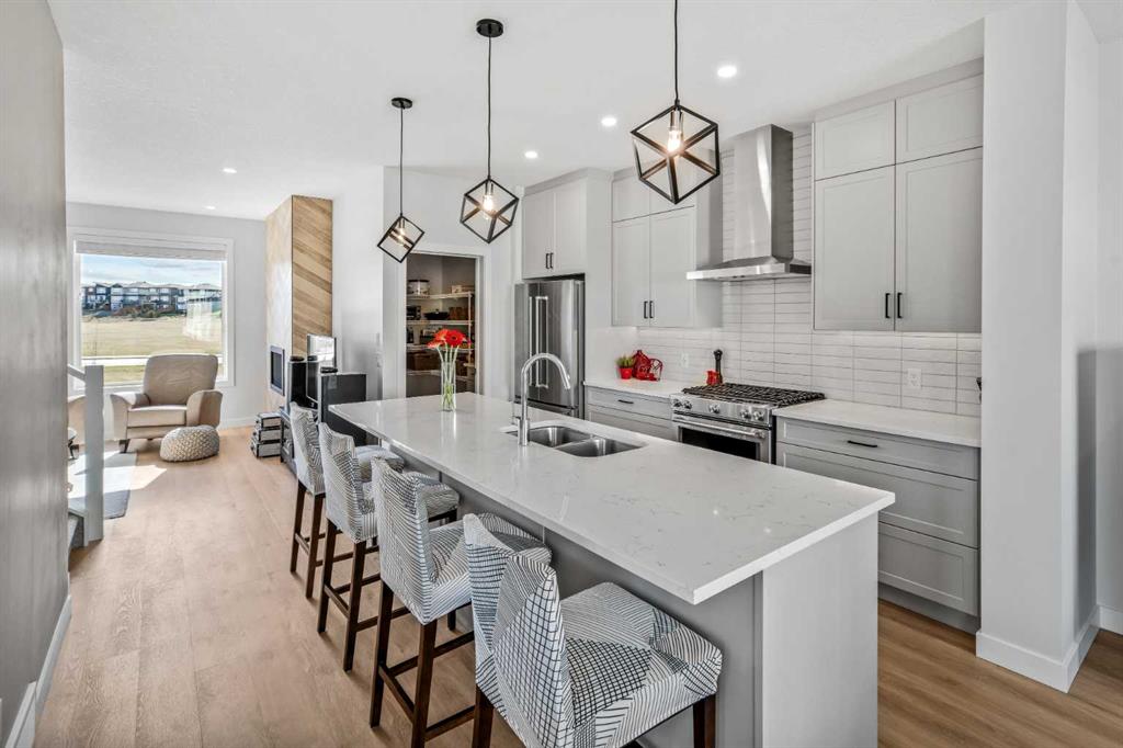 225 Alpine Rush View , A2332423, Alberta,