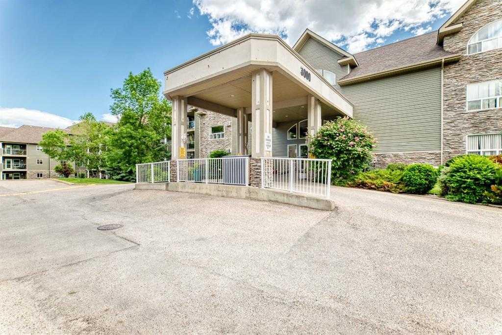 3120, 3120 Millrise Point SW, A2332430, Alberta,