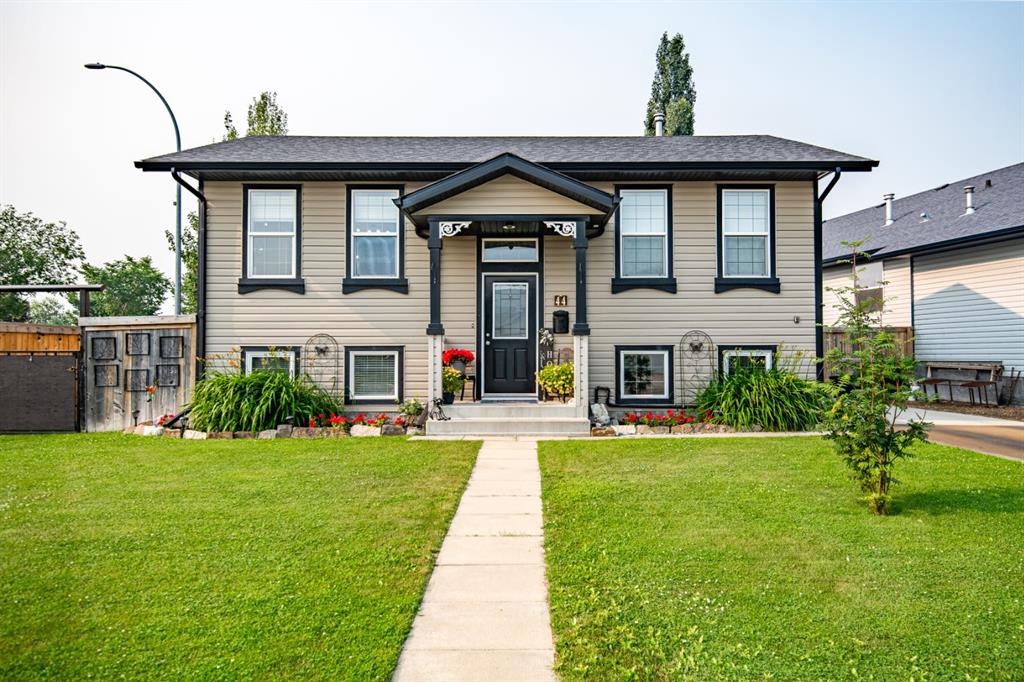 44 Duncan Street , A2332431, Alberta,