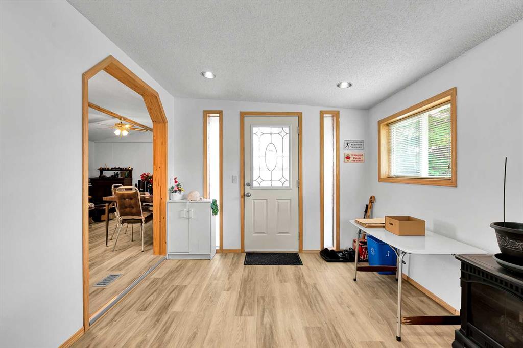 Fourth View of 3123 Burroughs Manor NE, Monterey Park, Calgary, Alberta, T1Y6R1