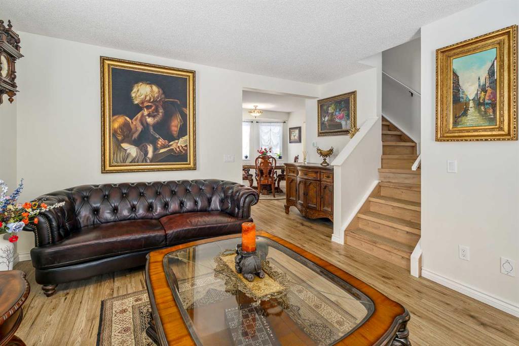 76 Sunlake Gardens SE, A2332575, Alberta,