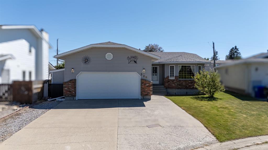 Second View of 529 53 Avenue W, NONE, Claresholm, Alberta, T0L 0T0