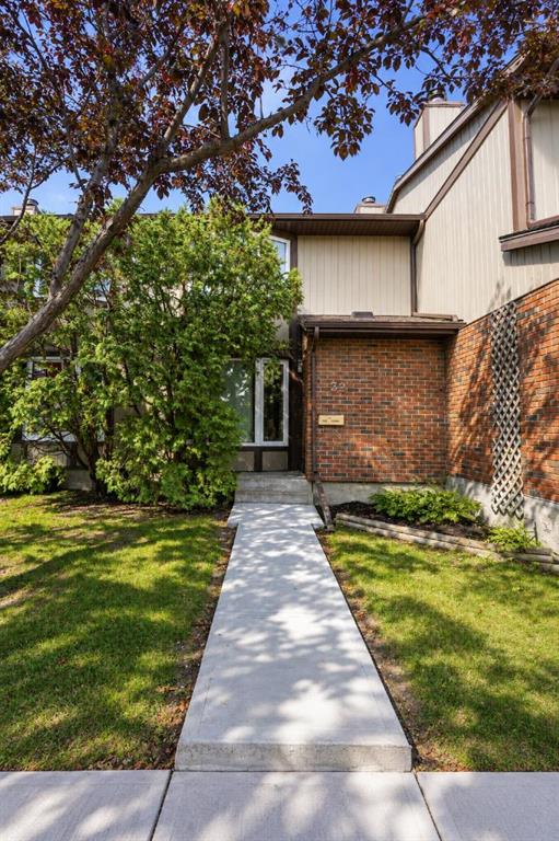 32, 6103 Madigan Drive NE, A2332702, Alberta,