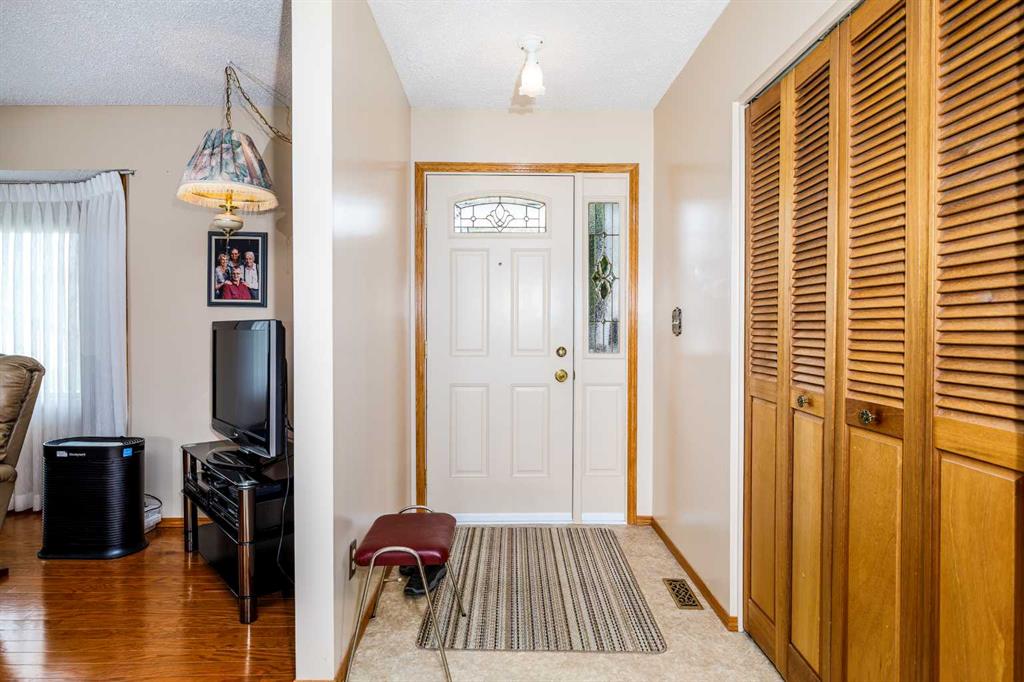 Third View of 88 McCullough  Cresent  , Morrisroe Extension, Red Deer, Alberta, T4R 1S7