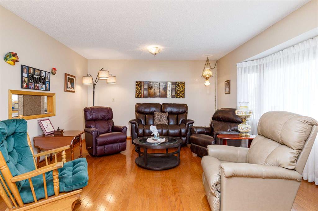 Fifth View of 88 McCullough  Cresent  , Morrisroe Extension, Red Deer, Alberta, T4R 1S7