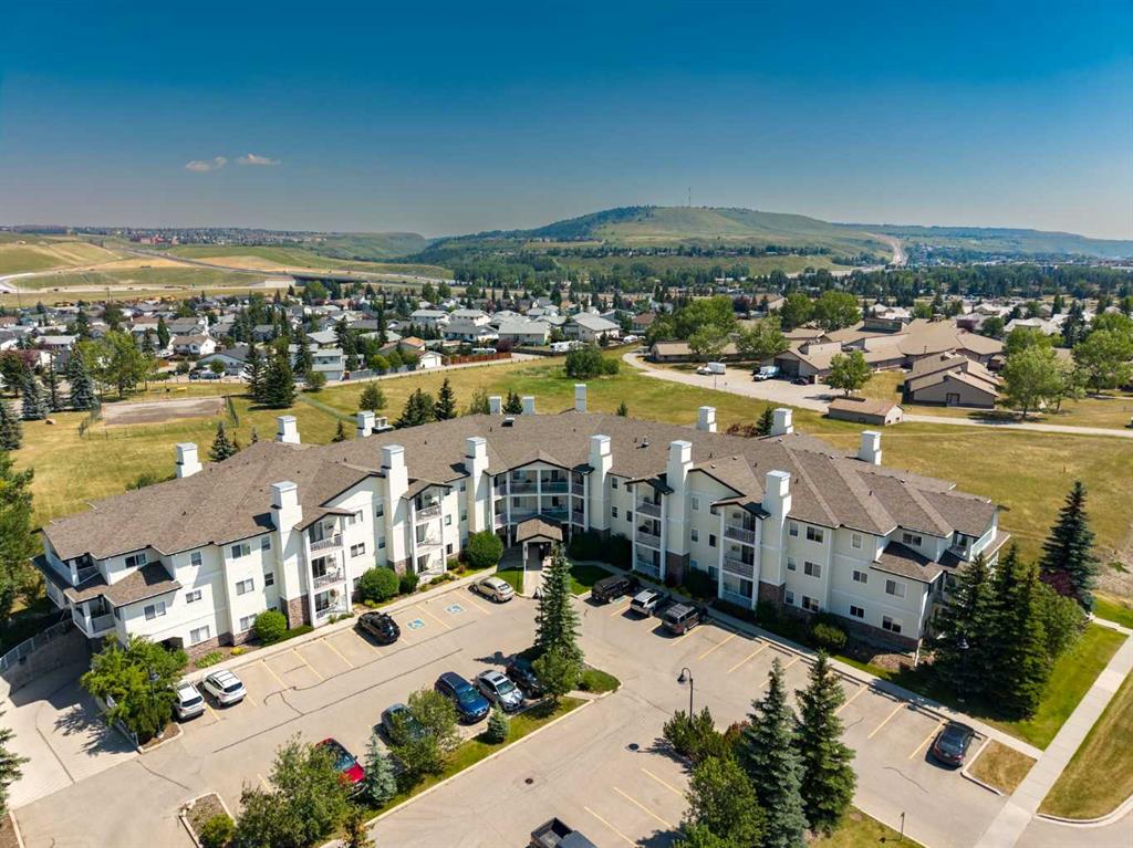 201, 72 Quigley Drive , A2332805, Alberta,