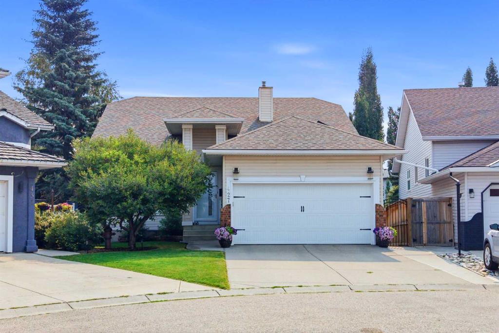 427 Douglas Ridge Mews SE, A2332822, Alberta,