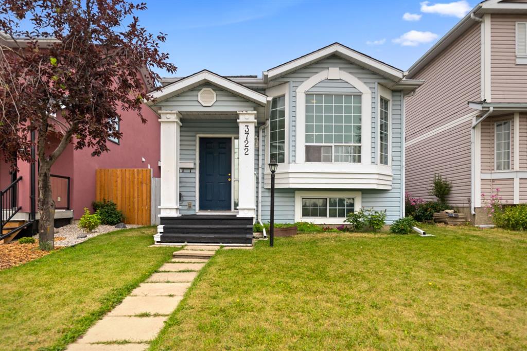 3722 Catalina Boulevard , A2332839, Alberta,