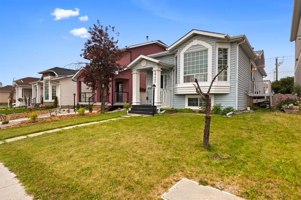 Fourth View of 3722 Catalina Boulevard , Monterey Park, Calgary, Alberta, T1Y 6W6