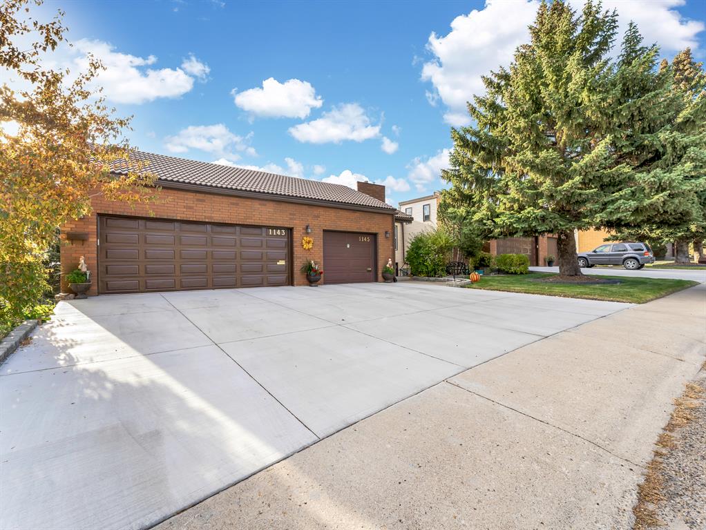 Third View of 1145 16 Street NE, Northeast Crescent Heights, Medicine Hat, Alberta, T1C 1P7