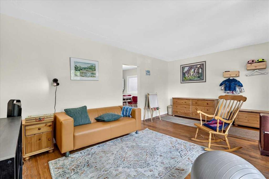 Fourth View of 3911 1 Street NW, Highland Park, Calgary, Alberta, T2K 0X2