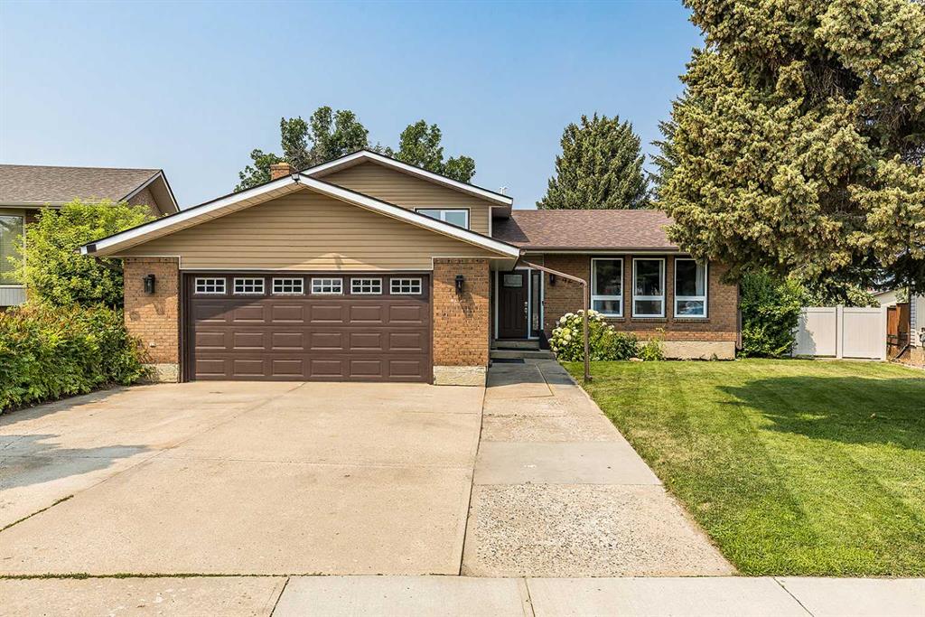 42 Buttercup Court SE, A2332917, Alberta,