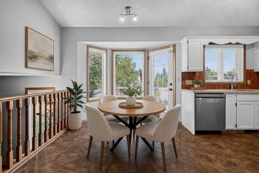 Fifth View of 105 Riverview Court SE, Riverbend, Calgary, Alberta, T2C 3V7