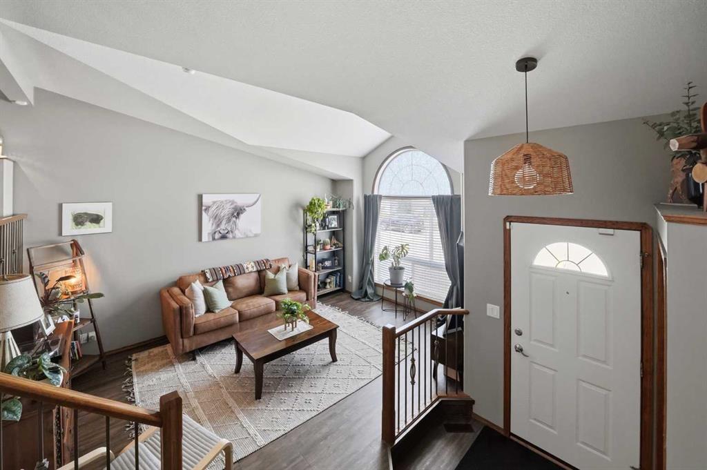 Fourth View of 23 Dubois Crescent , Devonshire, Red Deer, Alberta, T4R 3H8