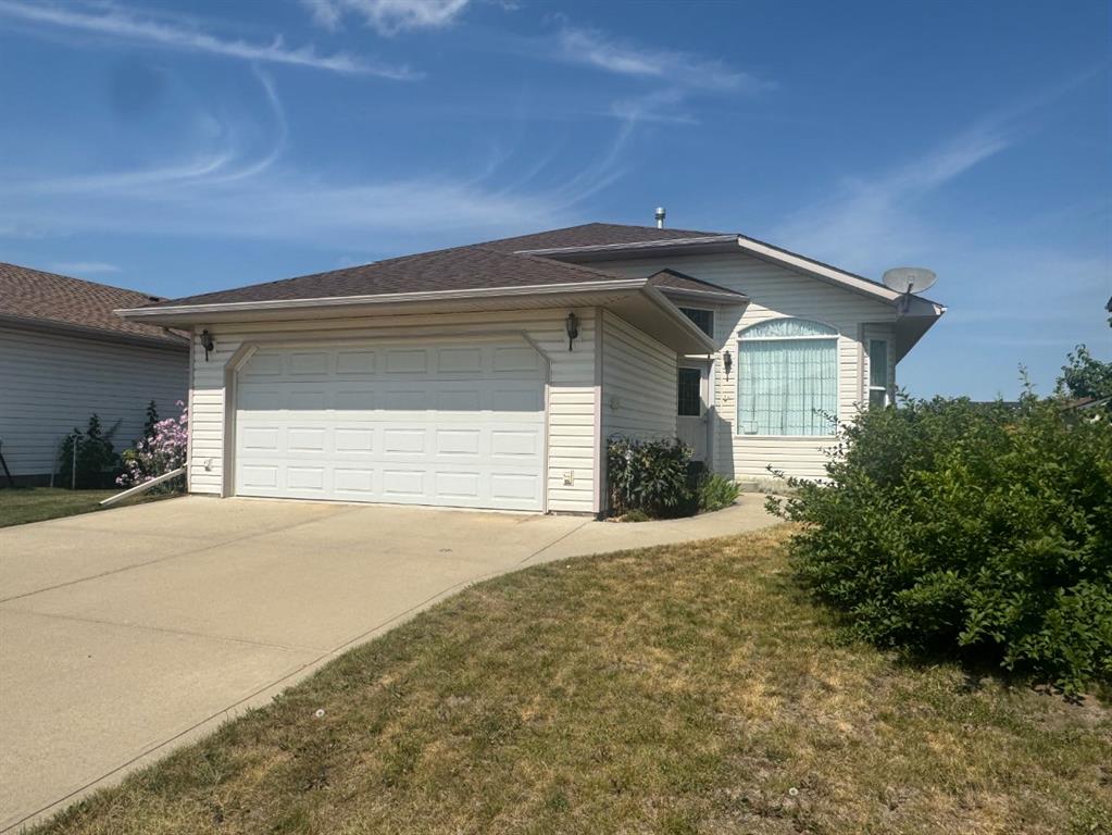 114 Sunridge Avenue , A2333052, Alberta,