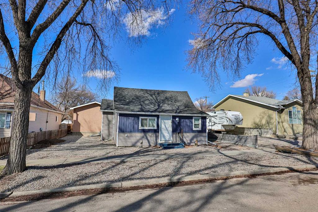Third View of 1817 1A Avenue  N, Westminster, Lethbridge, Alberta, T1H 0A9