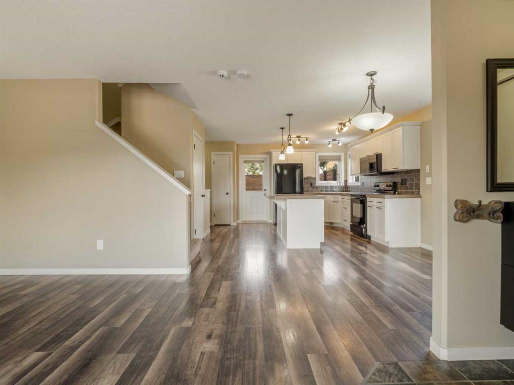 Fifth View of 120 Mt Sundial Court W, Sunridge, Lethbridge, Alberta, T1J 5B7