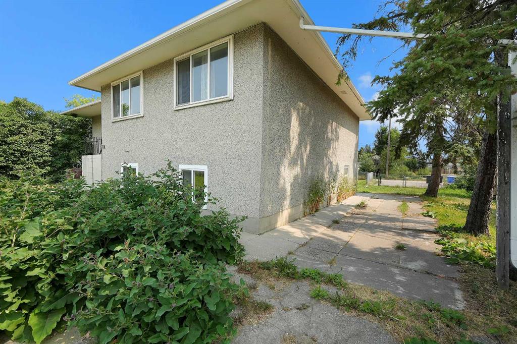 Third View of 1506 36 Street SE, Forest Lawn, Calgary, Alberta, T2A 1C6