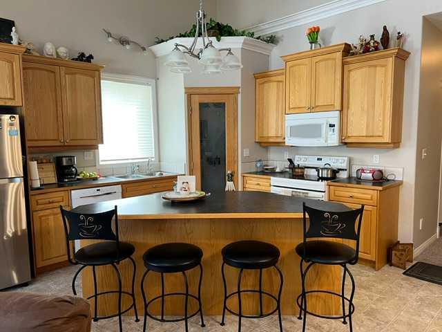 Fifth View of 5008A 49 Street , Downtown East, Stettler, Alberta, T0C 2L0