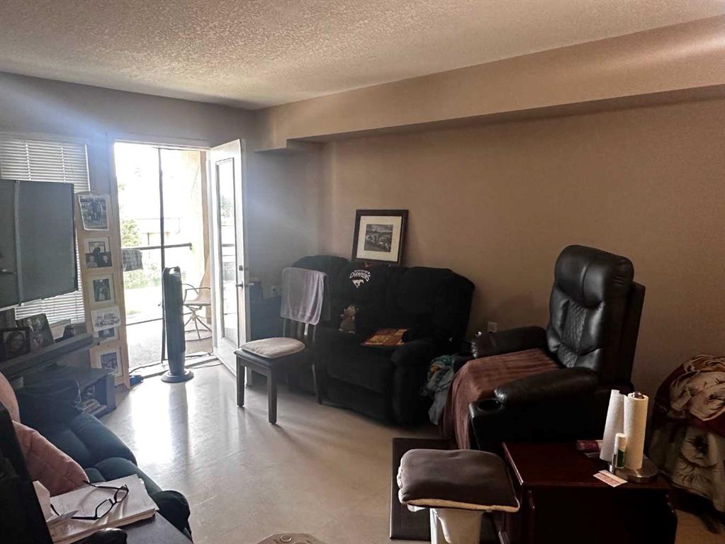 Fourth View of 304A, 80 Kelloway Crescent , Kentwood East, Red Deer, Alberta, T4P4G7