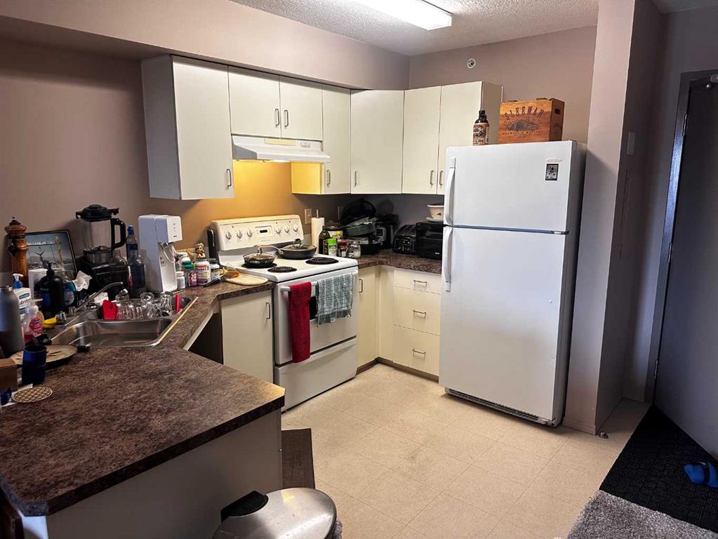Fifth View of 304A, 80 Kelloway Crescent , Kentwood East, Red Deer, Alberta, T4P4G7