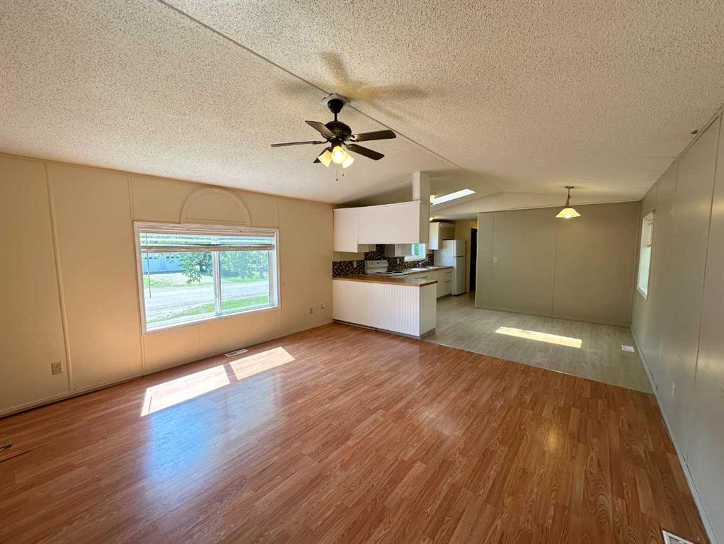 Fourth View of 5001 51 Street , Clandonald, Clandonald, Alberta, T0B 0X0