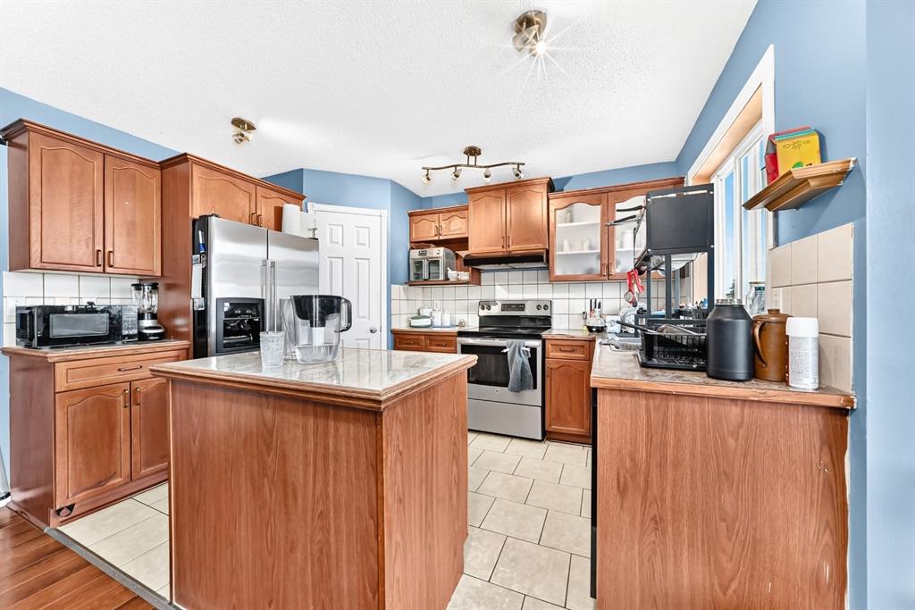 Fifth View of 308 Taracove Estate Drive NE, Taradale, Calgary, Alberta, T3J5A1