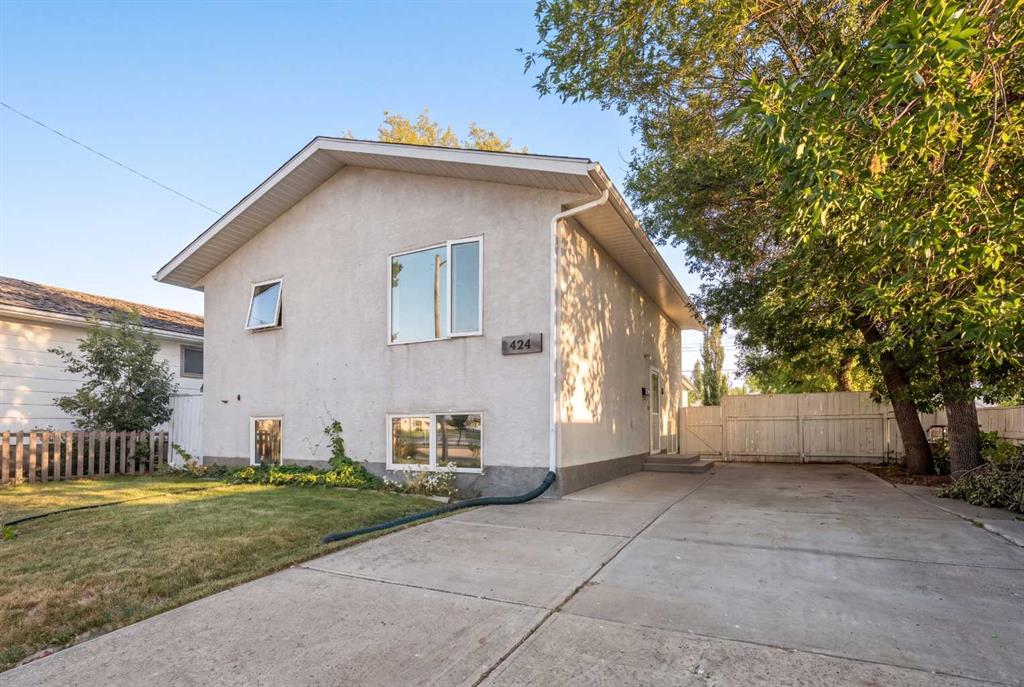 424 53 Avenue , A2333412, Alberta,