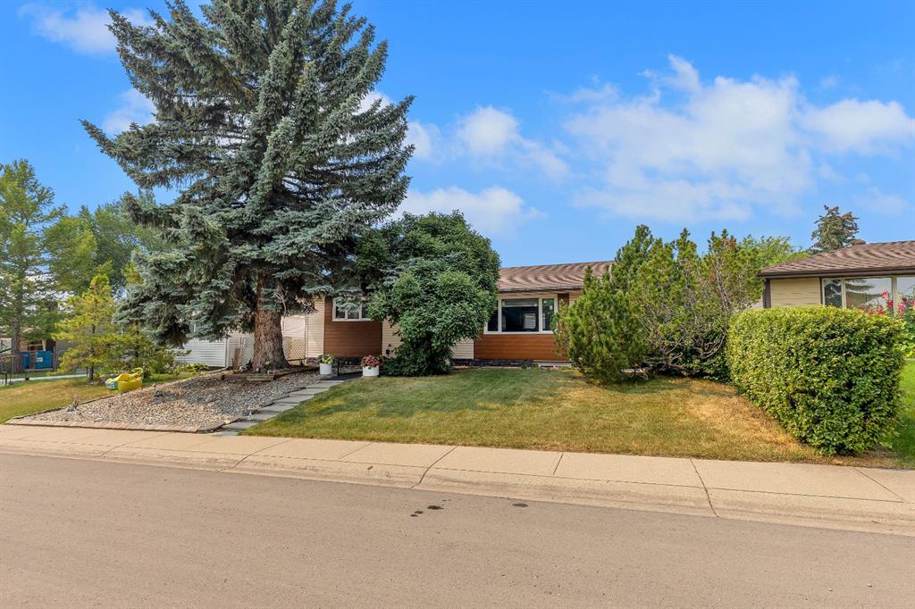 Third View of 8031 Huntwick Hill NE, Huntington Hills, Calgary, Alberta, T2K 4G9