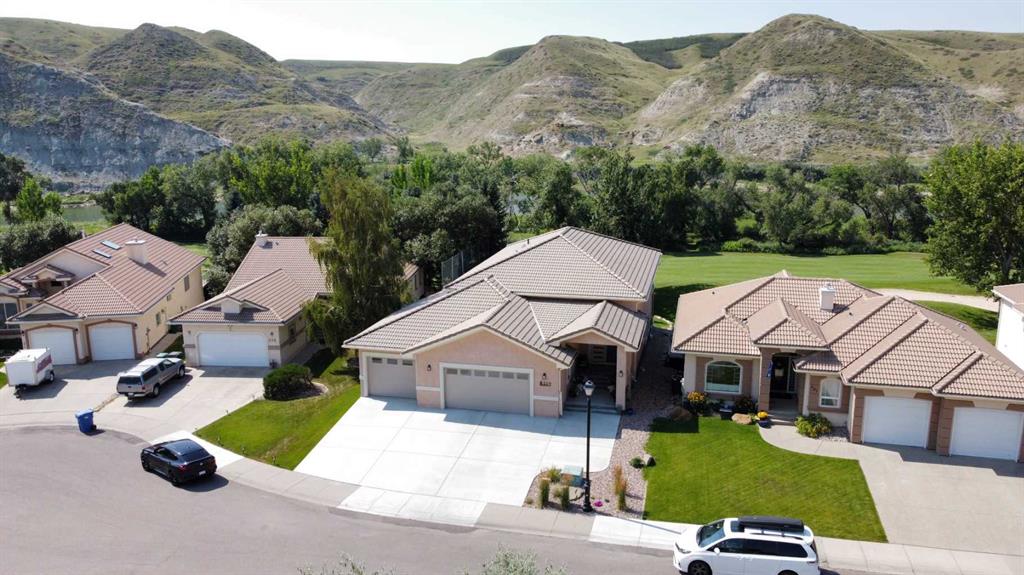 Third View of 319 Canyon Boulevard W, Paradise Canyon, Lethbridge, Alberta, T1J 6V2