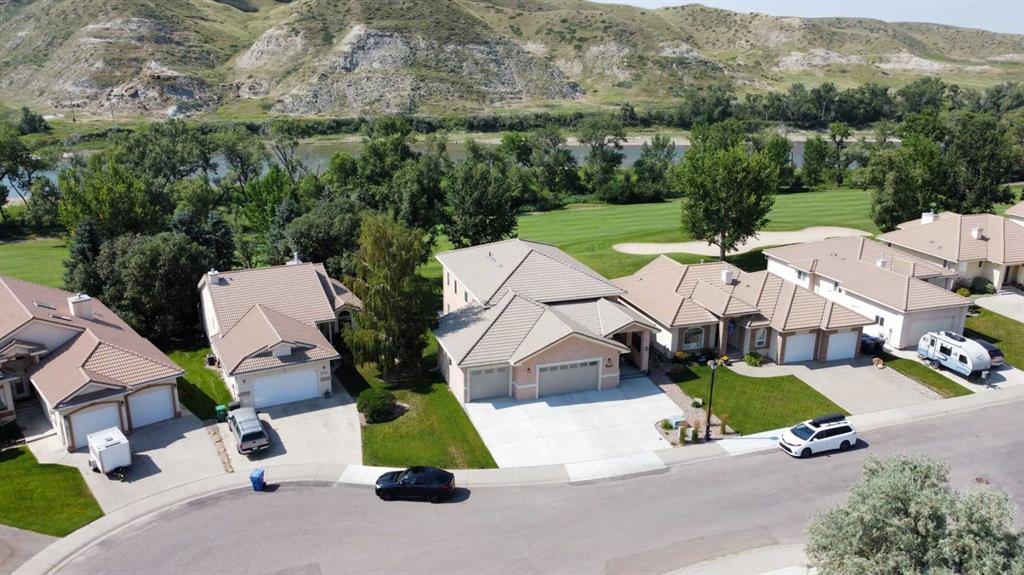 Fourth View of 319 Canyon Boulevard W, Paradise Canyon, Lethbridge, Alberta, T1J 6V2