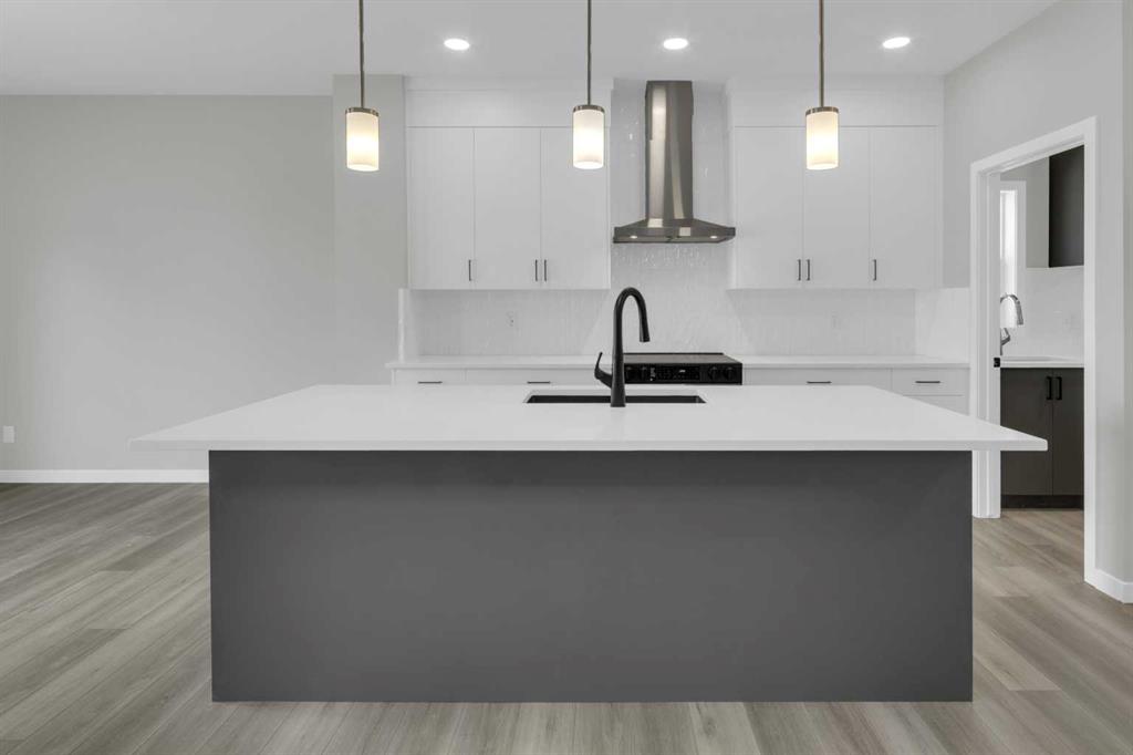 Fifth View of 172 Starling Place NW, Moraine, Calgary, Alberta, T3P 2W3