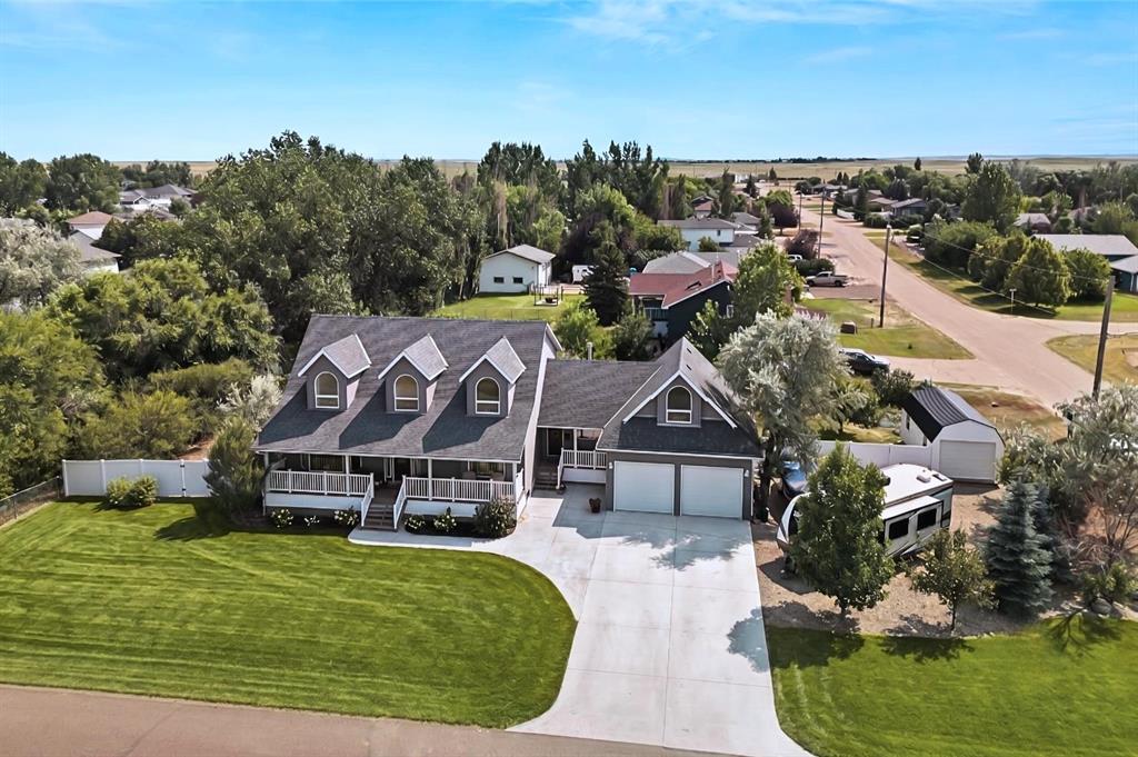 1280 4 Avenue , A2333638, Alberta,