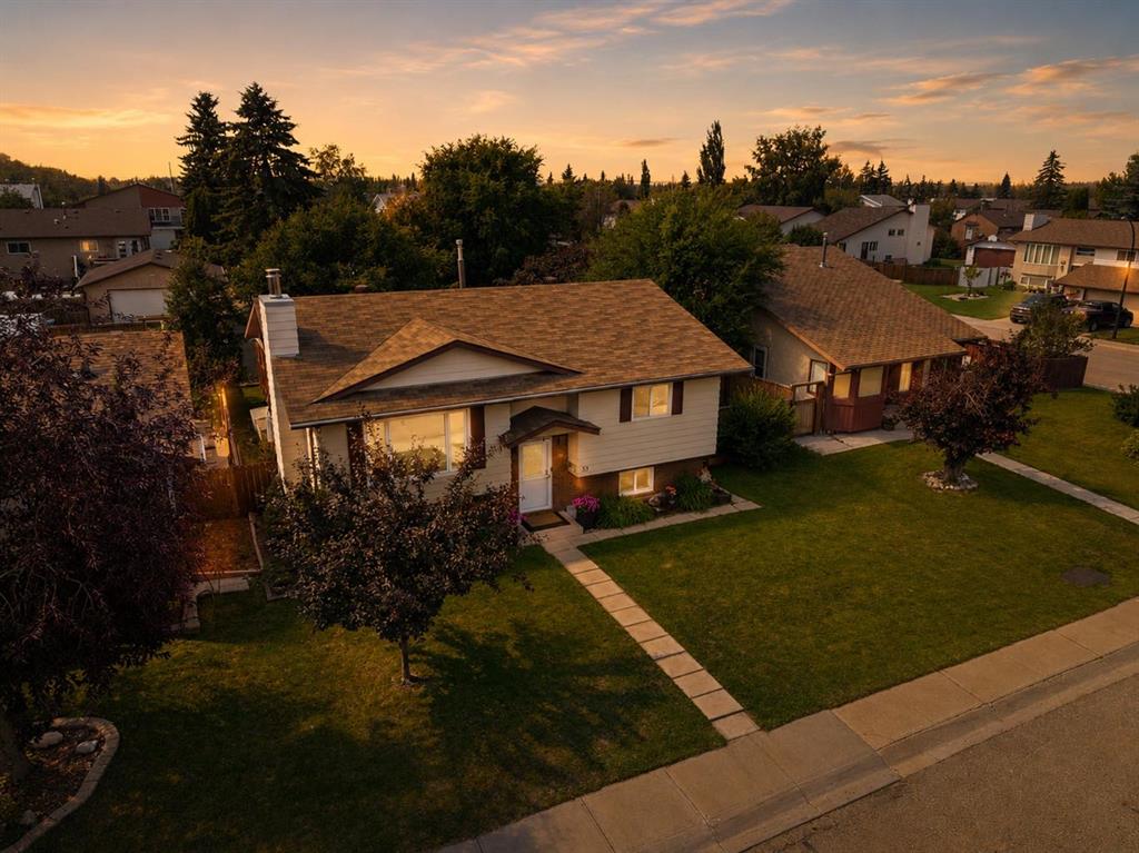 53 Reeves Crescent , A2333687, Alberta,