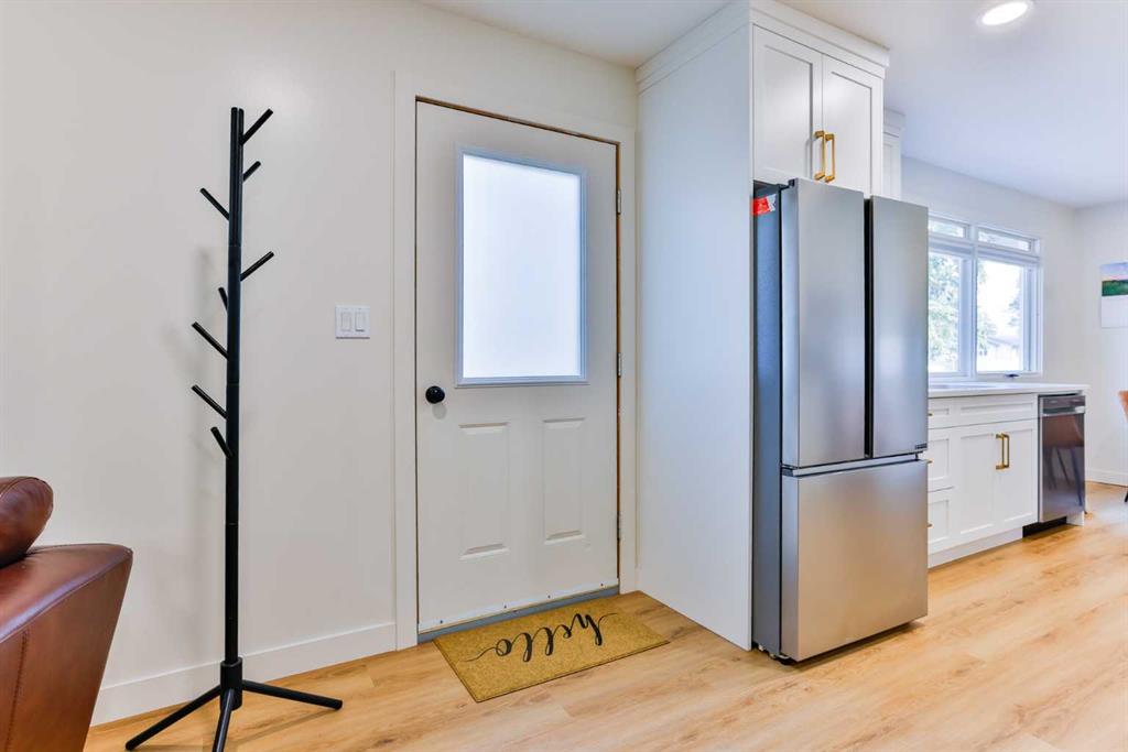 Third View of 5334 45 Avenue , NONE, Taber, Alberta, T1G 1C3