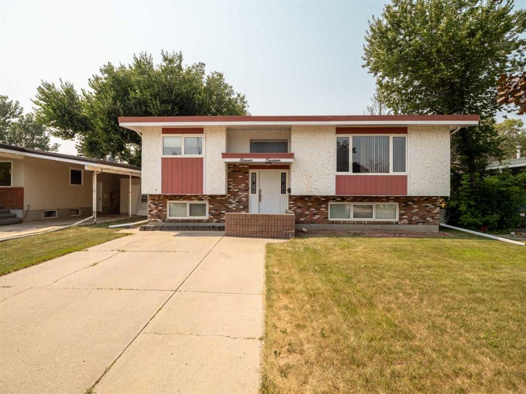 Second View of 1114 Great Lakes Road S, Lakeview, Lethbridge, Alberta, T1K 3N6