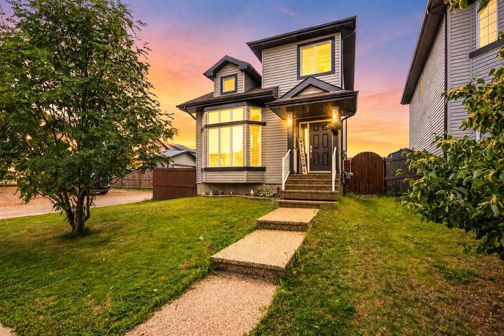 162 Chestnut Way , A2333795, Alberta,