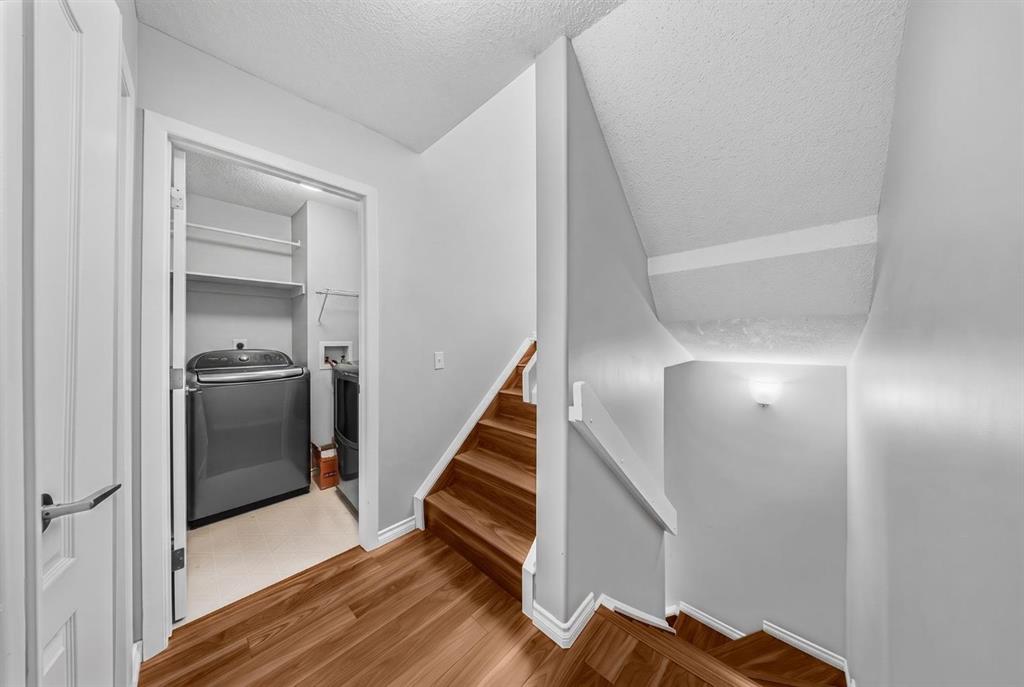 Fifth View of 501 Patterson View SW, Patterson, Calgary, Alberta, T3H 3J9
