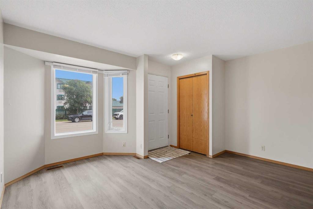 Fifth View of 5414 45 Street , Downtown Lacombe, Lacombe, Alberta, T4L 1A9