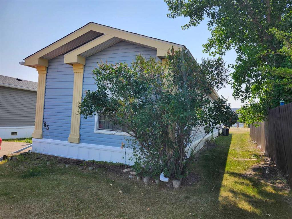 Third View of 85 Greenwood Villa , Newcastle, Drumheller, Alberta, T0J0Y2