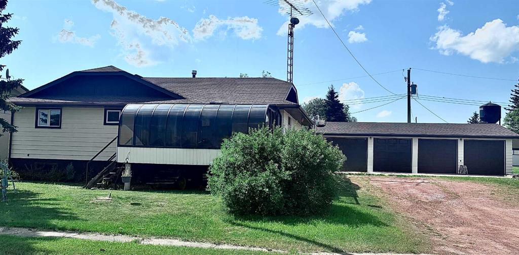 110 Howard Street , A2333922, Alberta,