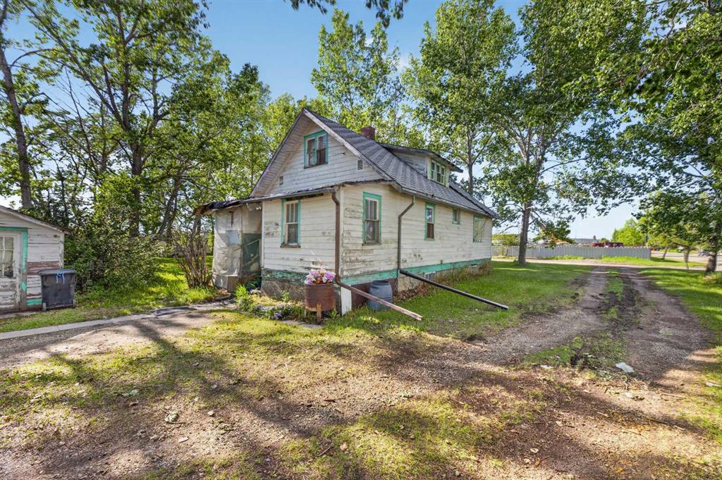 1701 18 Avenue , A2333928, Alberta,