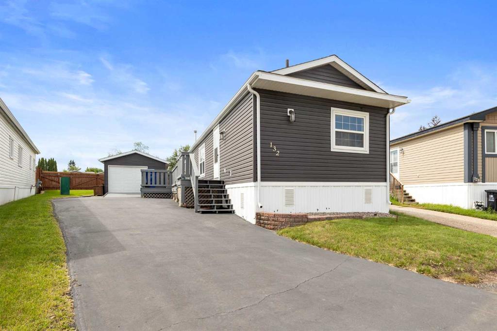 132 Grey Owl Place , A2333938, Alberta,