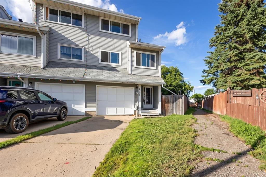 Third View of 136 Wallace Place , Thickwood, Fort McMurray, Alberta, T9H4P9