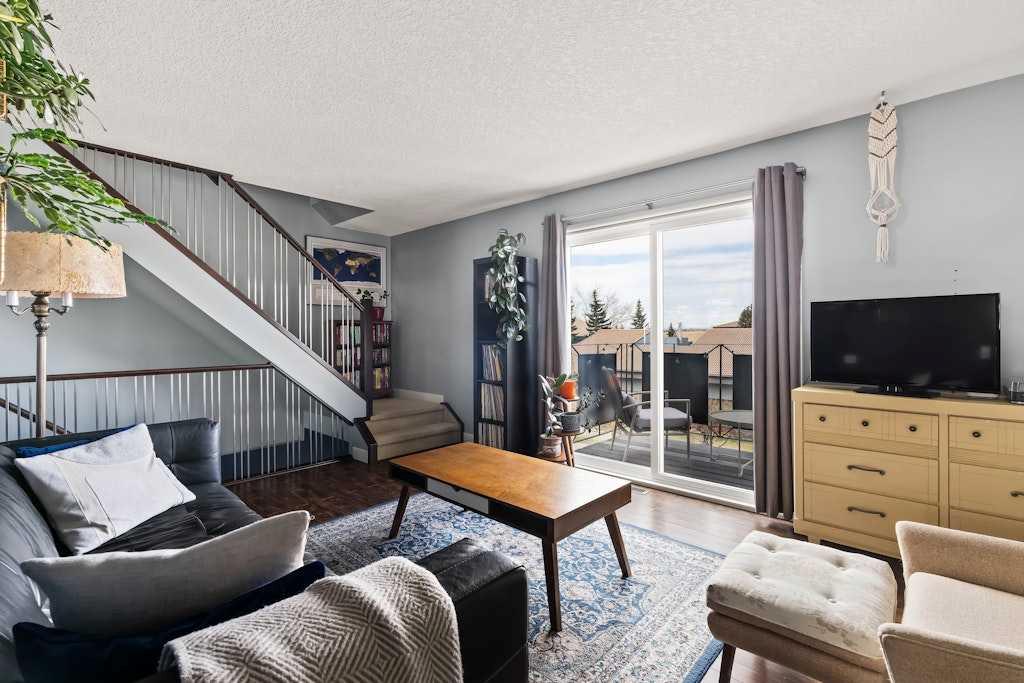 Fourth View of 7, 1603 Mcgonigal Drive NE, Mayland Heights, Calgary, Alberta, T3E5W2