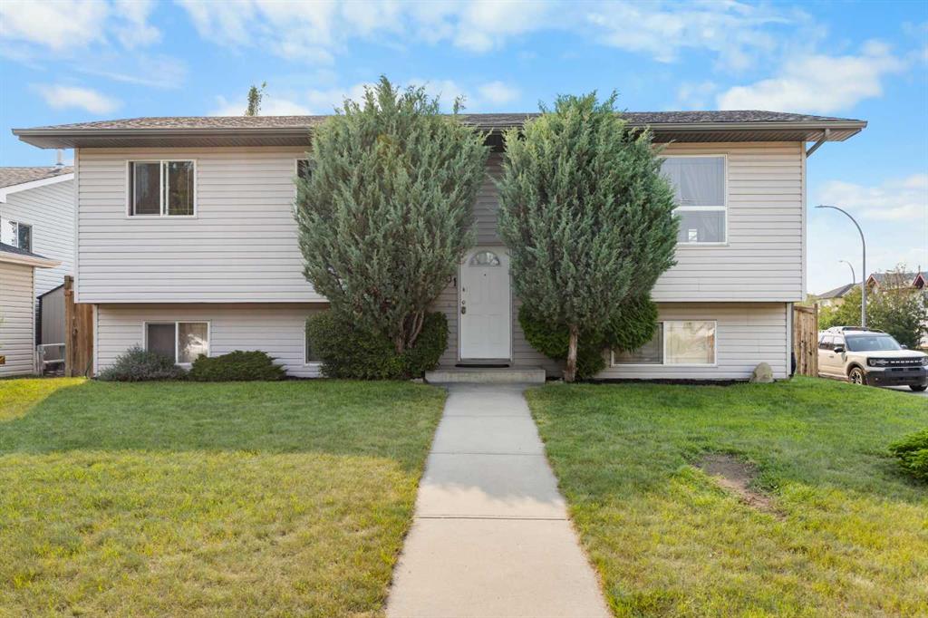 1501 Strathcona Close , A2334075, Alberta,