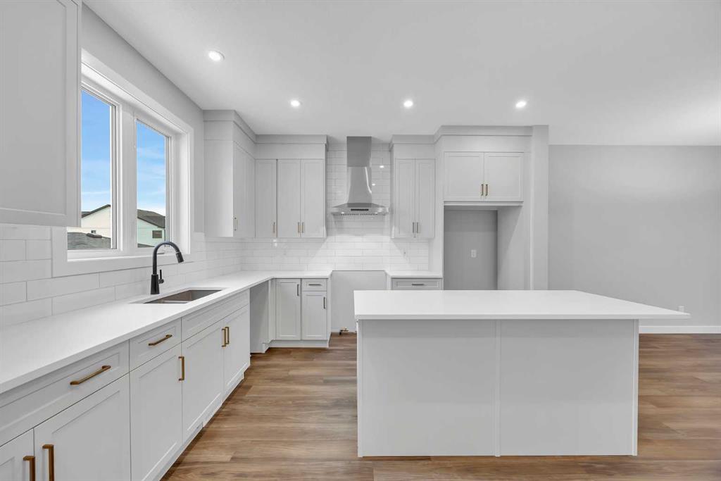 10 Versant Path SW, A2334110, Alberta,