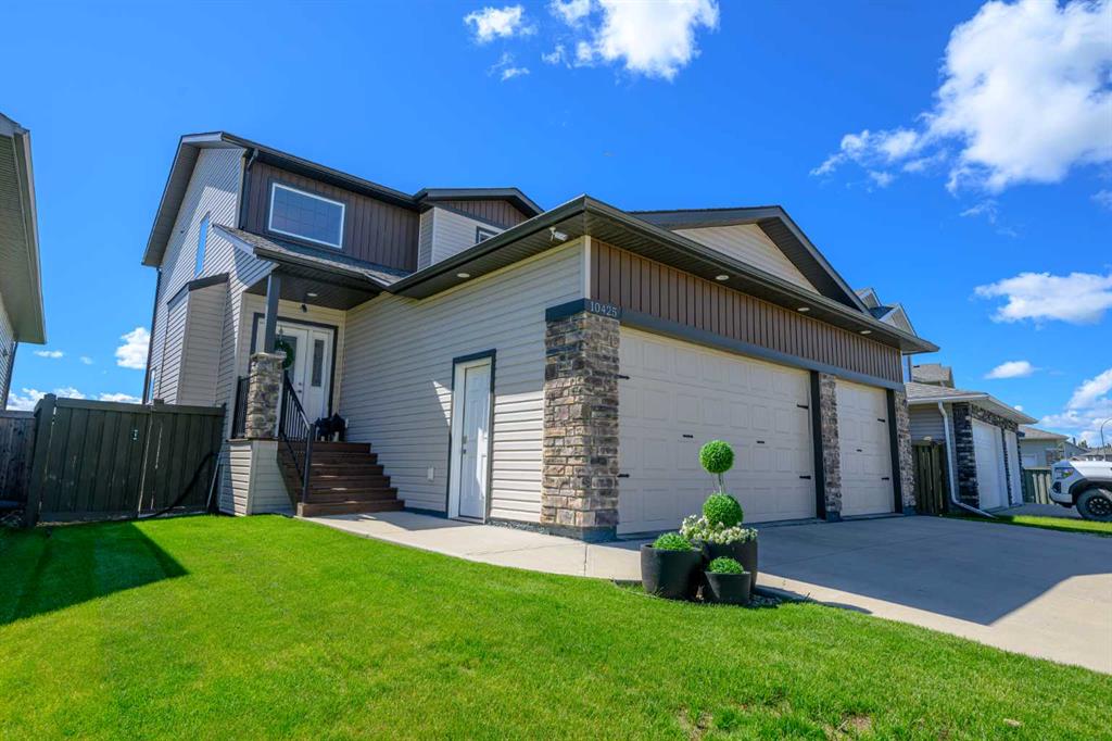 Second View of 10425 128 Avenue , Royal Oaks, Grande Prairie, Alberta, T8V 4J9