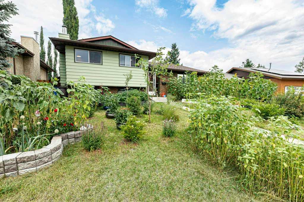 Third View of 65 Hart Crescent S, Highland Green Estates, Red Deer, Alberta, T4N6E5