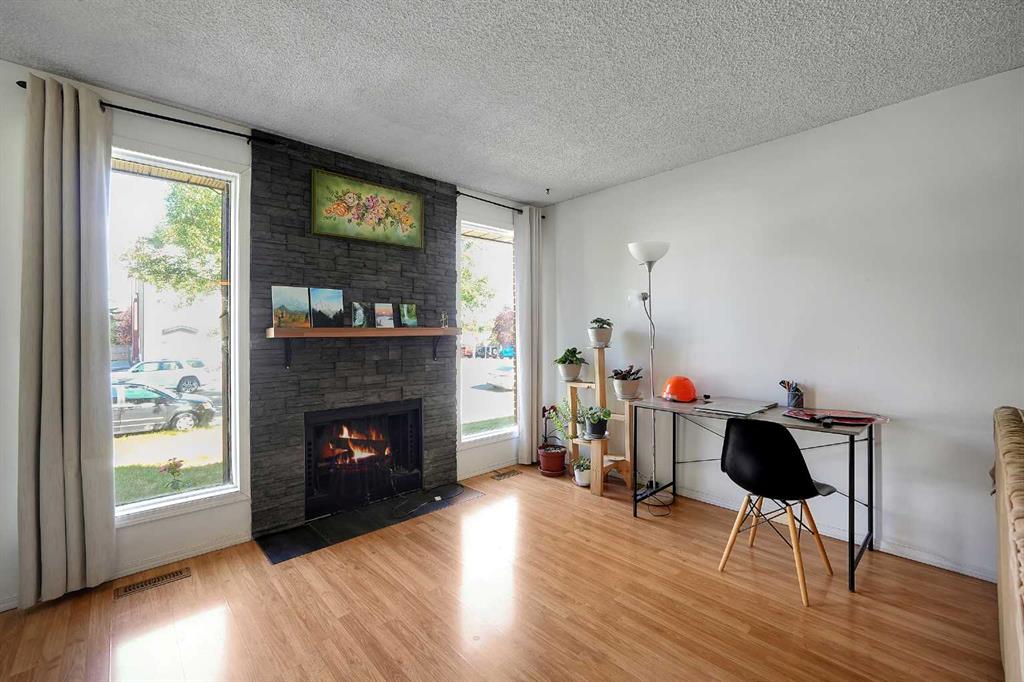 Fifth View of 6507 Rundlehorn Drive NE, Pineridge, Calgary, Alberta, T1Y 3T6